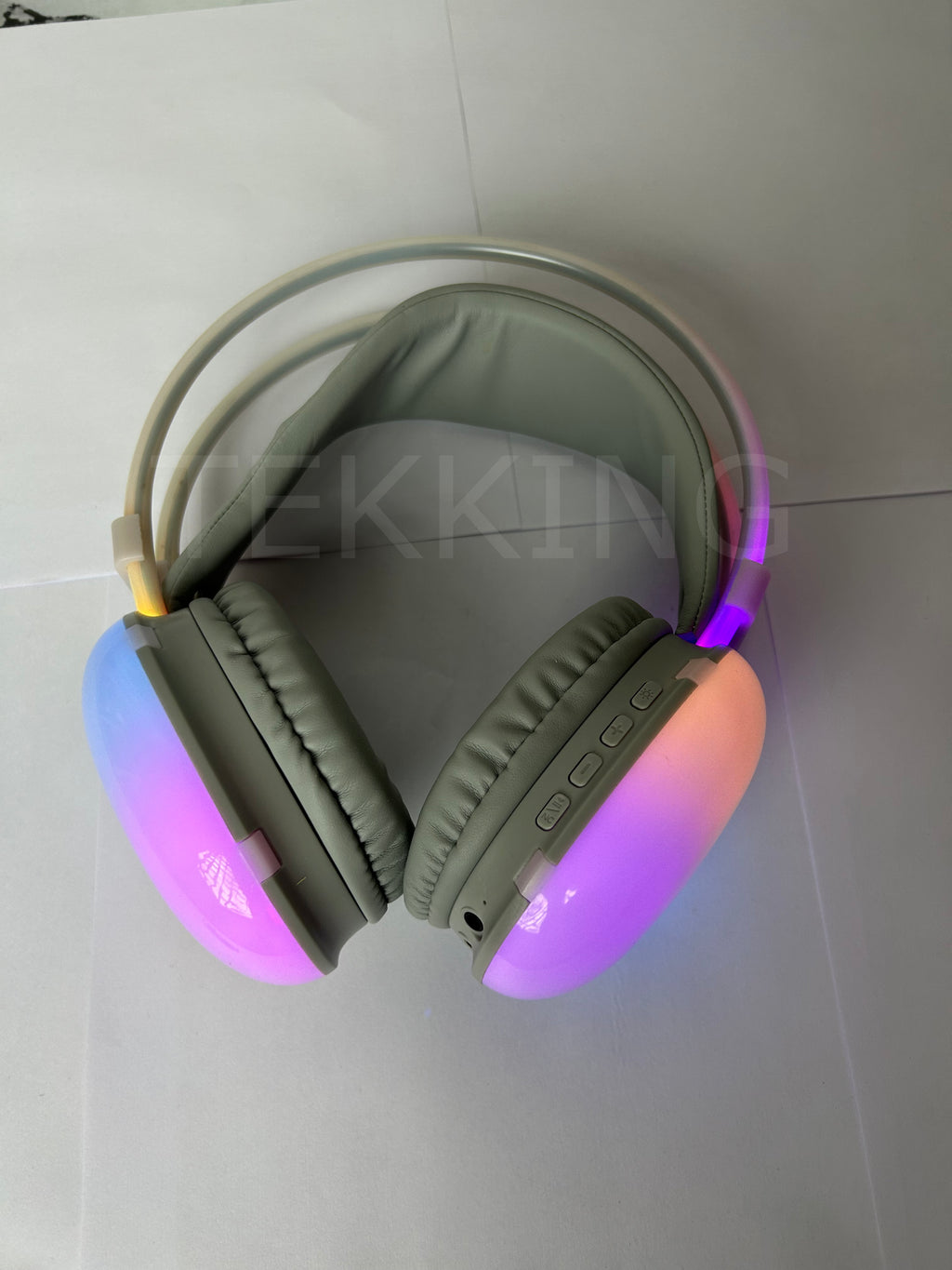 RGB Headphone Premium Quality TUNE PM860