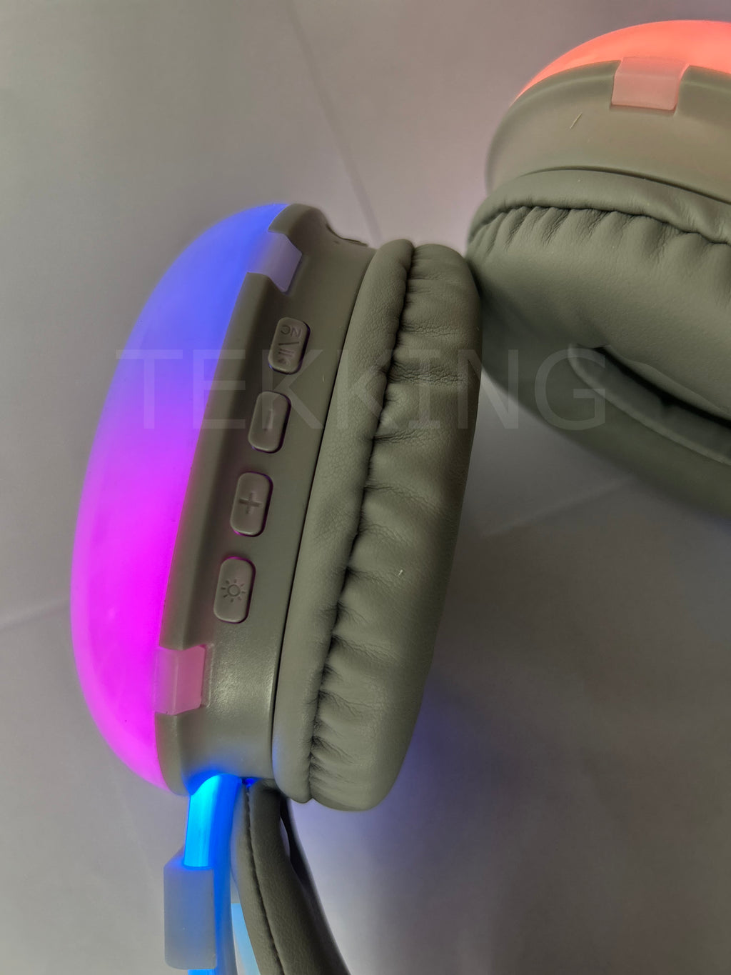 RGB Headphone Premium Quality TUNE PM860