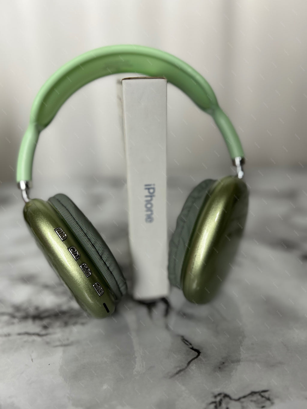 P9 Pro Headphone, Over Ear, Full Adjustable (Green Colour)