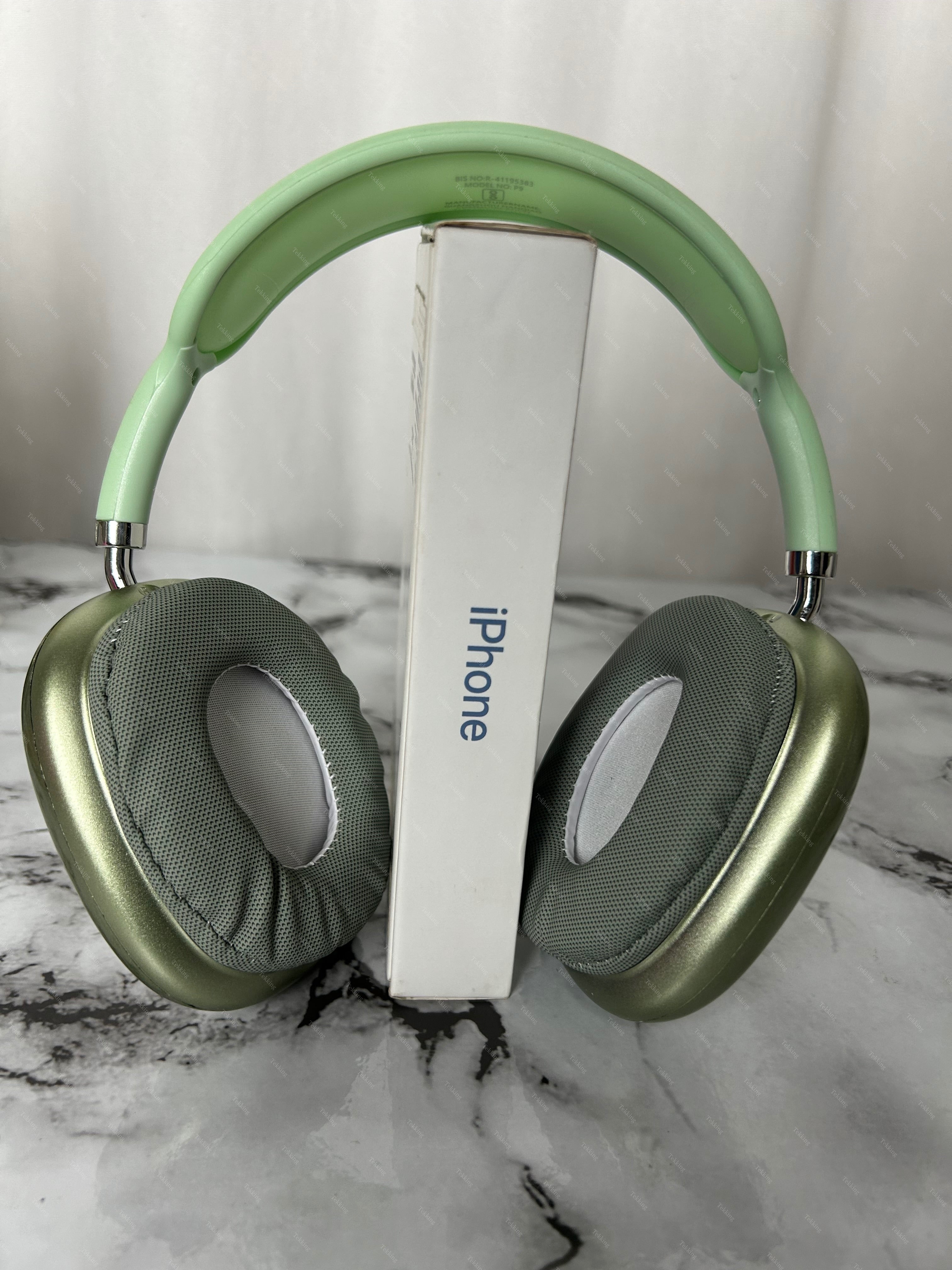 P9 Pro Headphone, Over Ear, Full Adjustable (Green Colour)