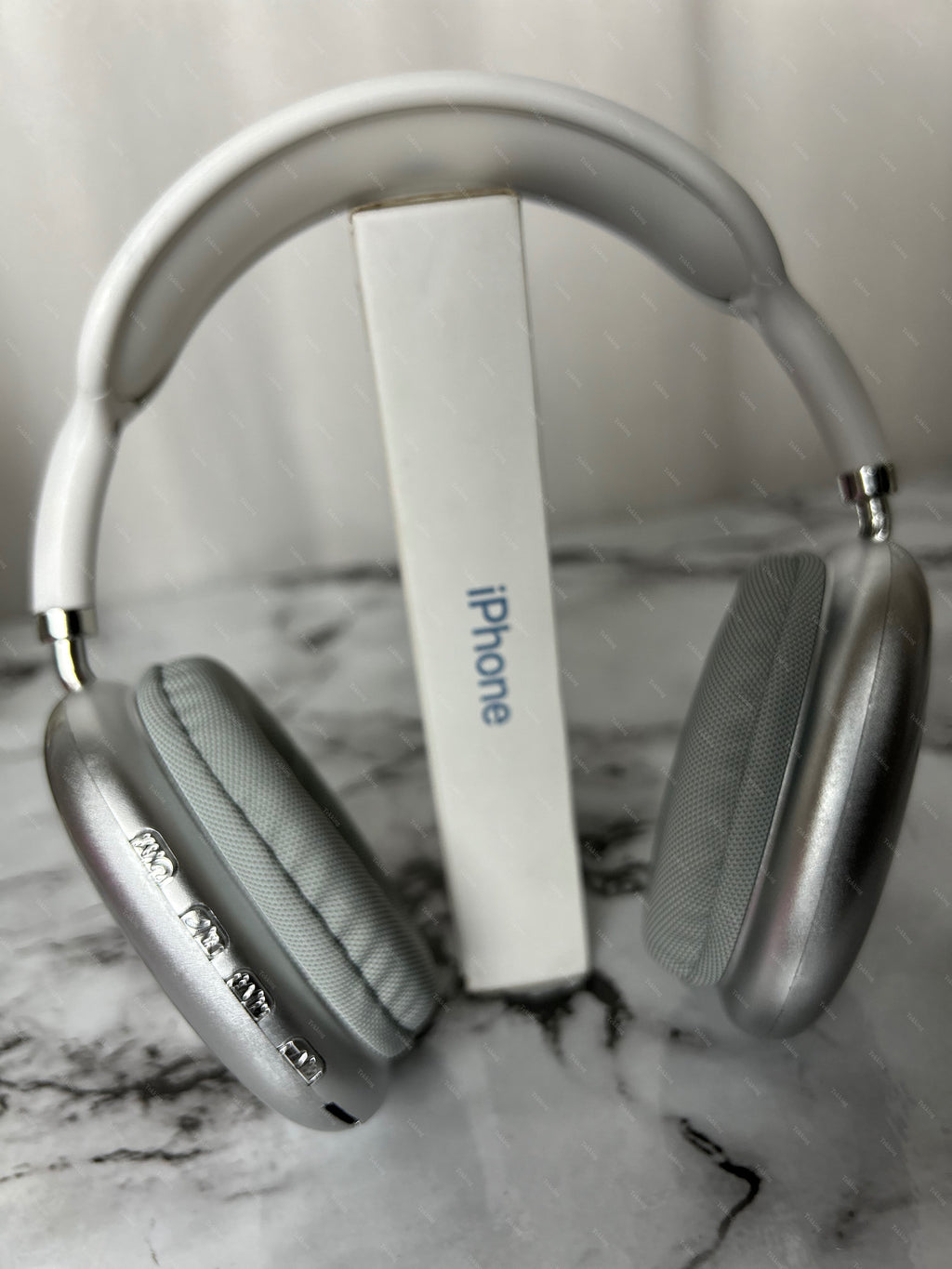P9 Pro Headphone, Over Ear, Full Adjustable (White Colour)