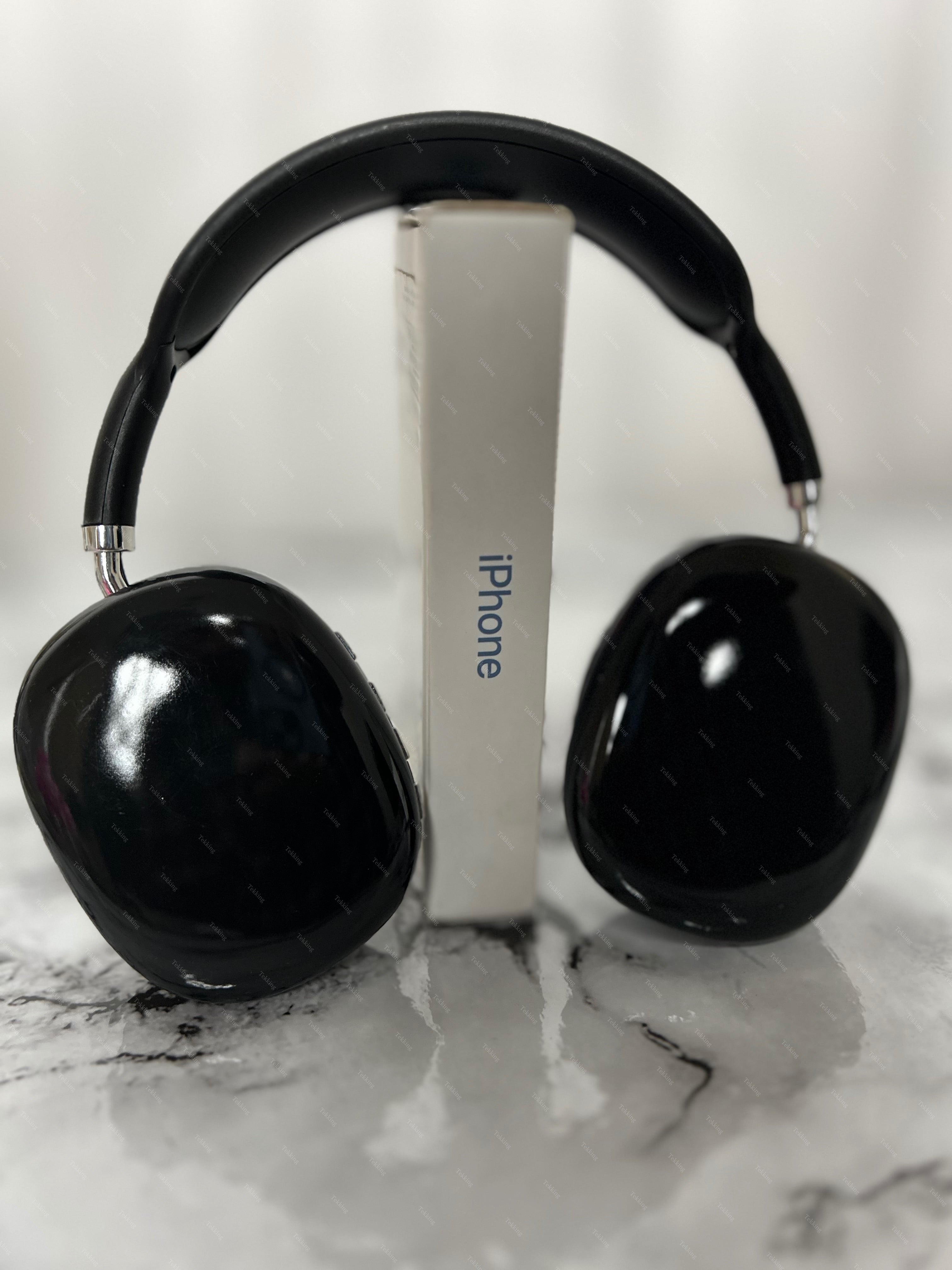 P9 Pro Headphone, Over Ear, Full Adjustable (Black Colour)