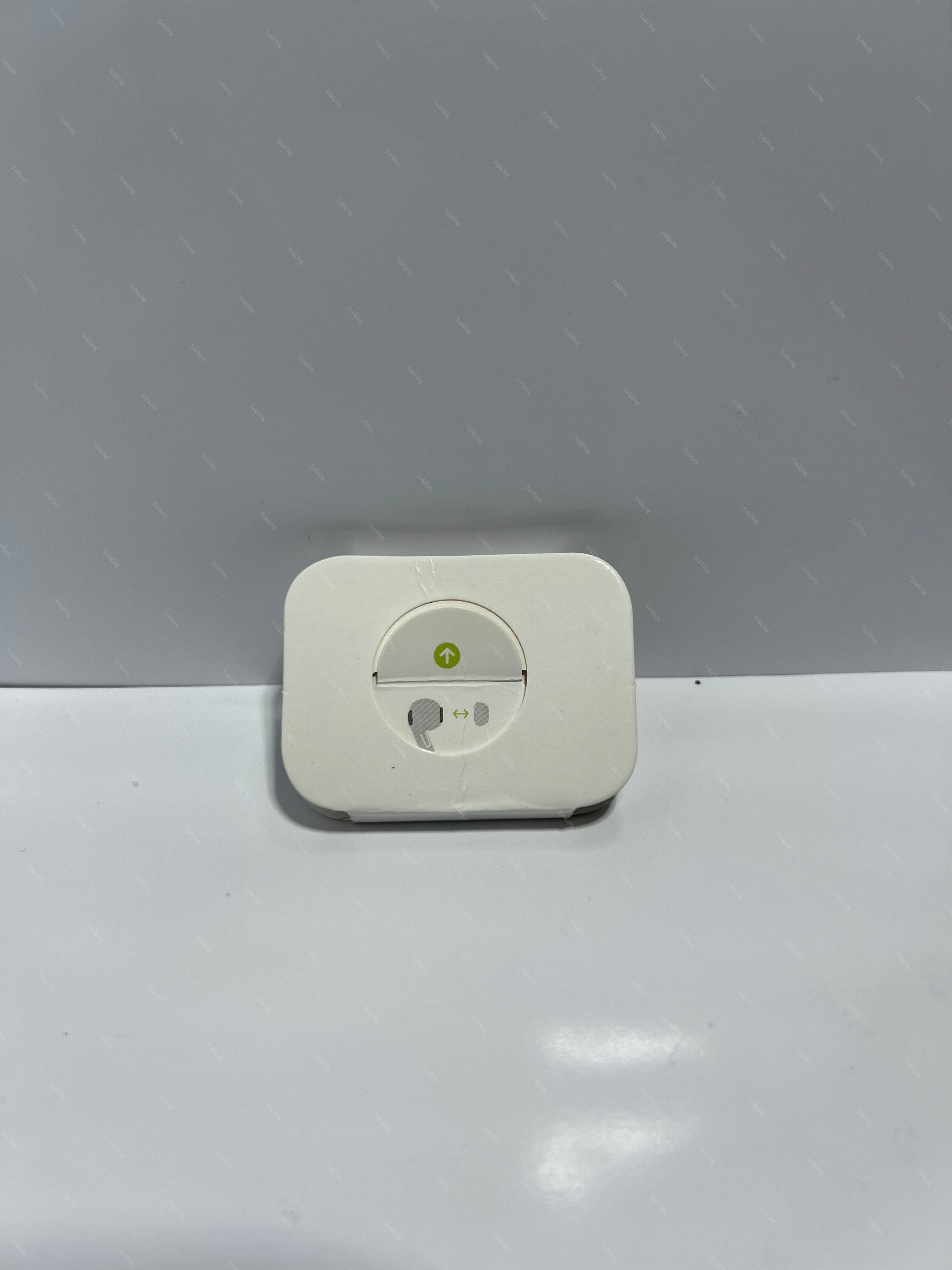 5in1 Combo "OG Airpodspro2, P9 Pro Headphone, 4in1 Cable, Silicon Cover, Phone Stand (5in1 CP)