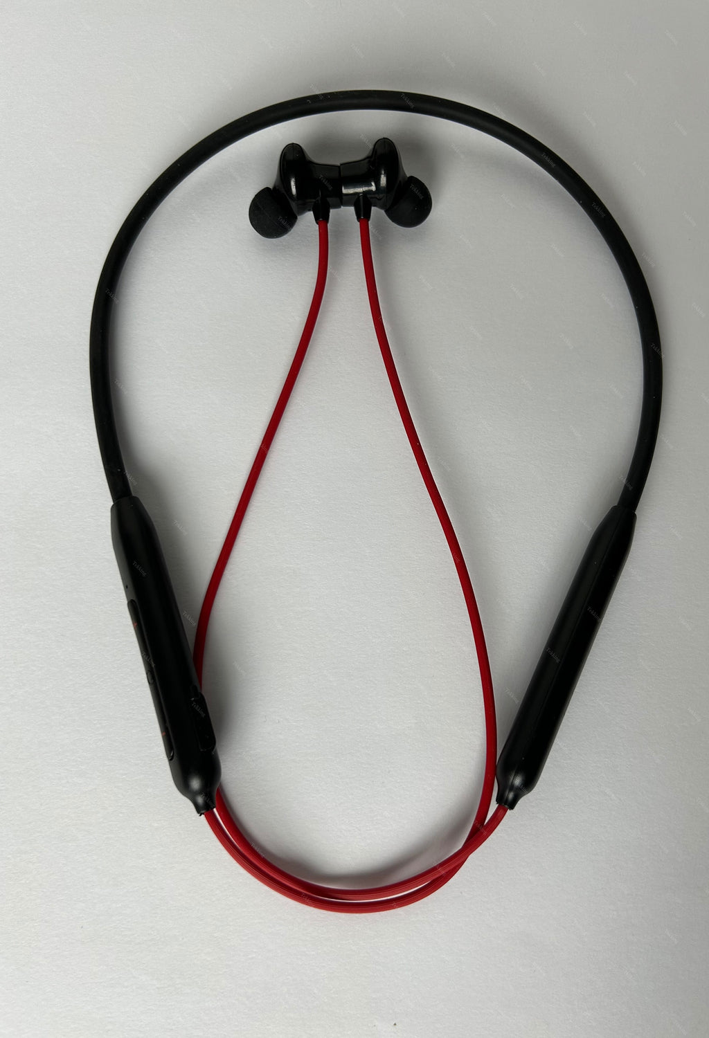 OnePlus Neckband, Magnetic ON/OFF Control, Premium quality (NOP)