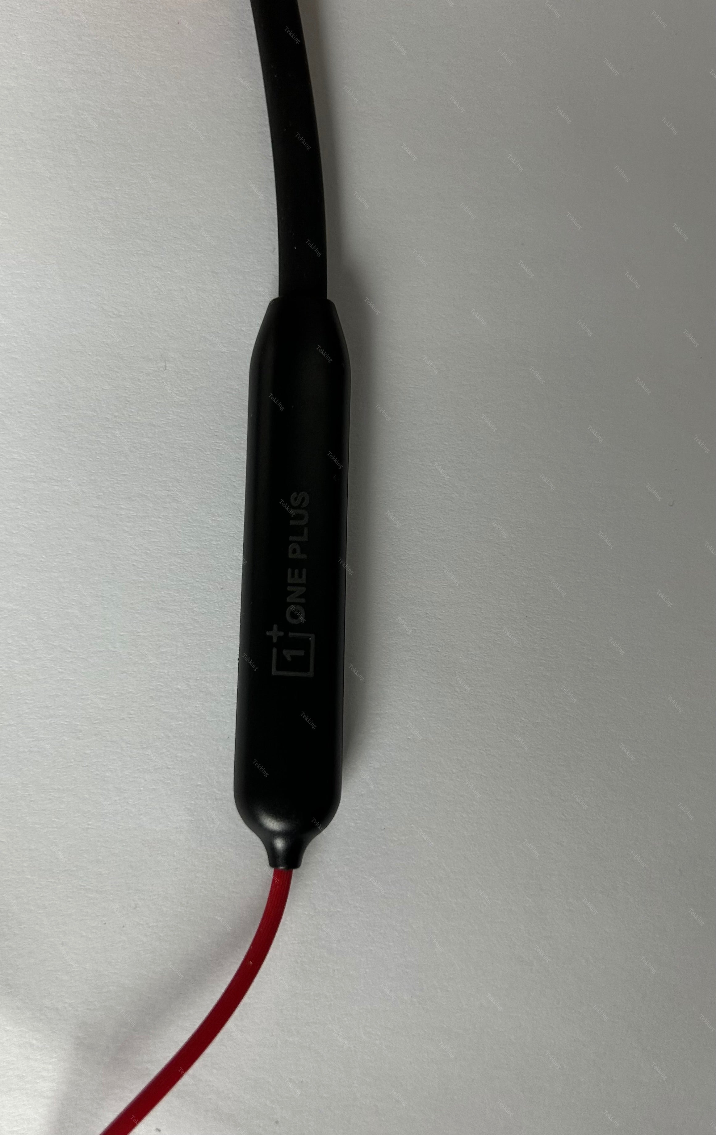OnePlus Neckband, Magnetic ON/OFF Control, Premium quality (NOP)
