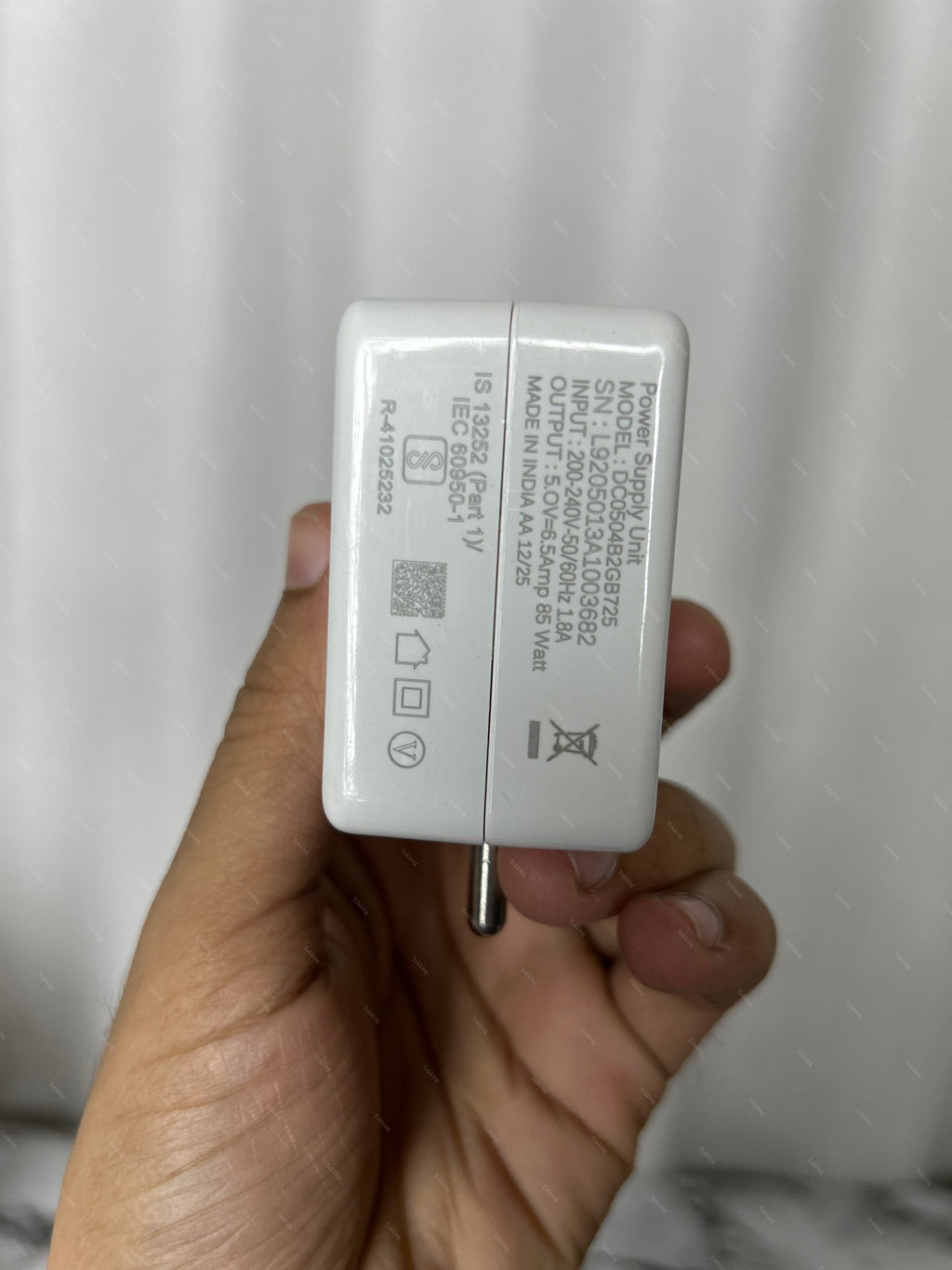 Oppo 85W, Mobile Charger With Cable (C85W)