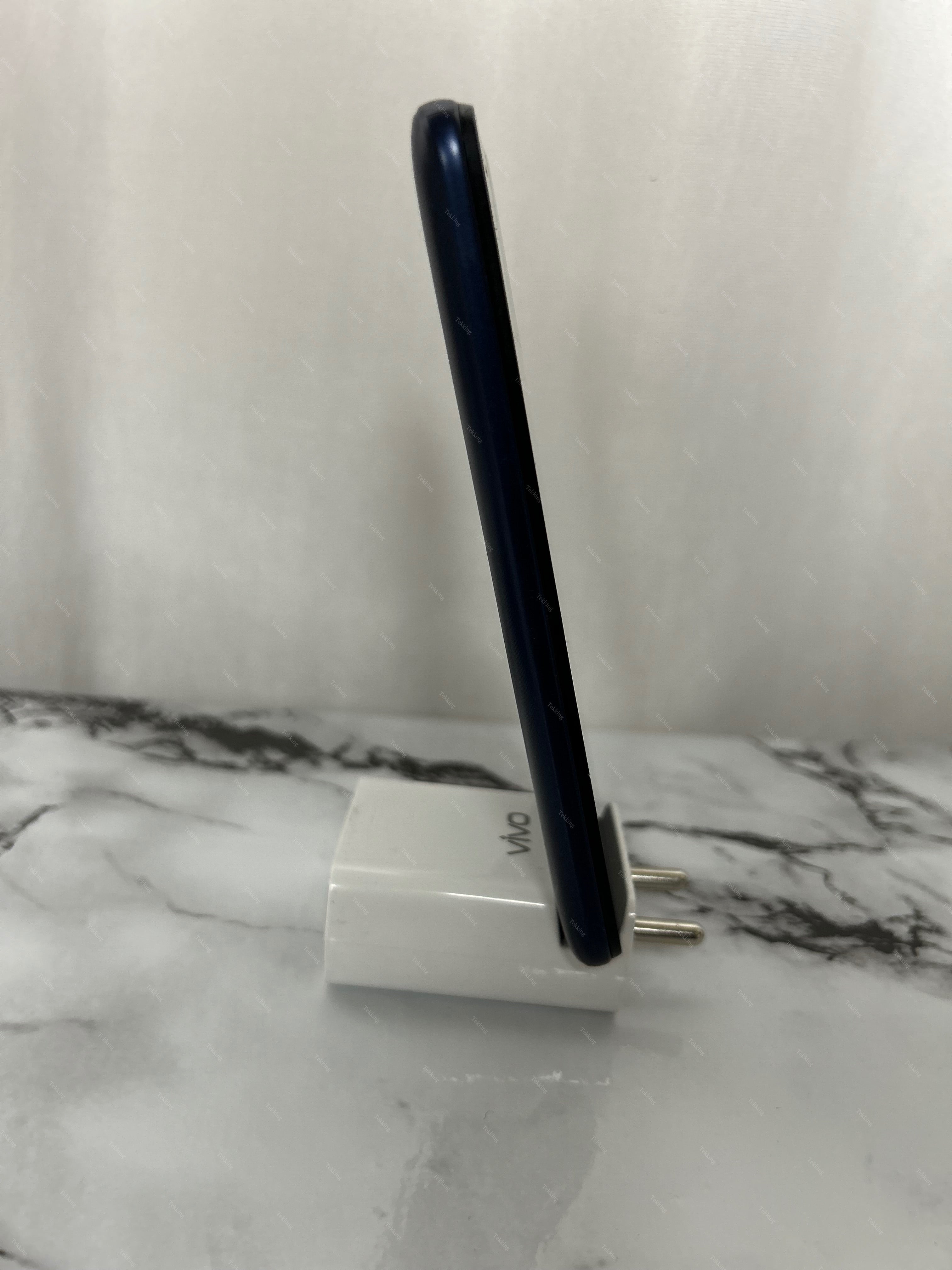 Oppo 30W, Mobile Charger With Stand (C30W)