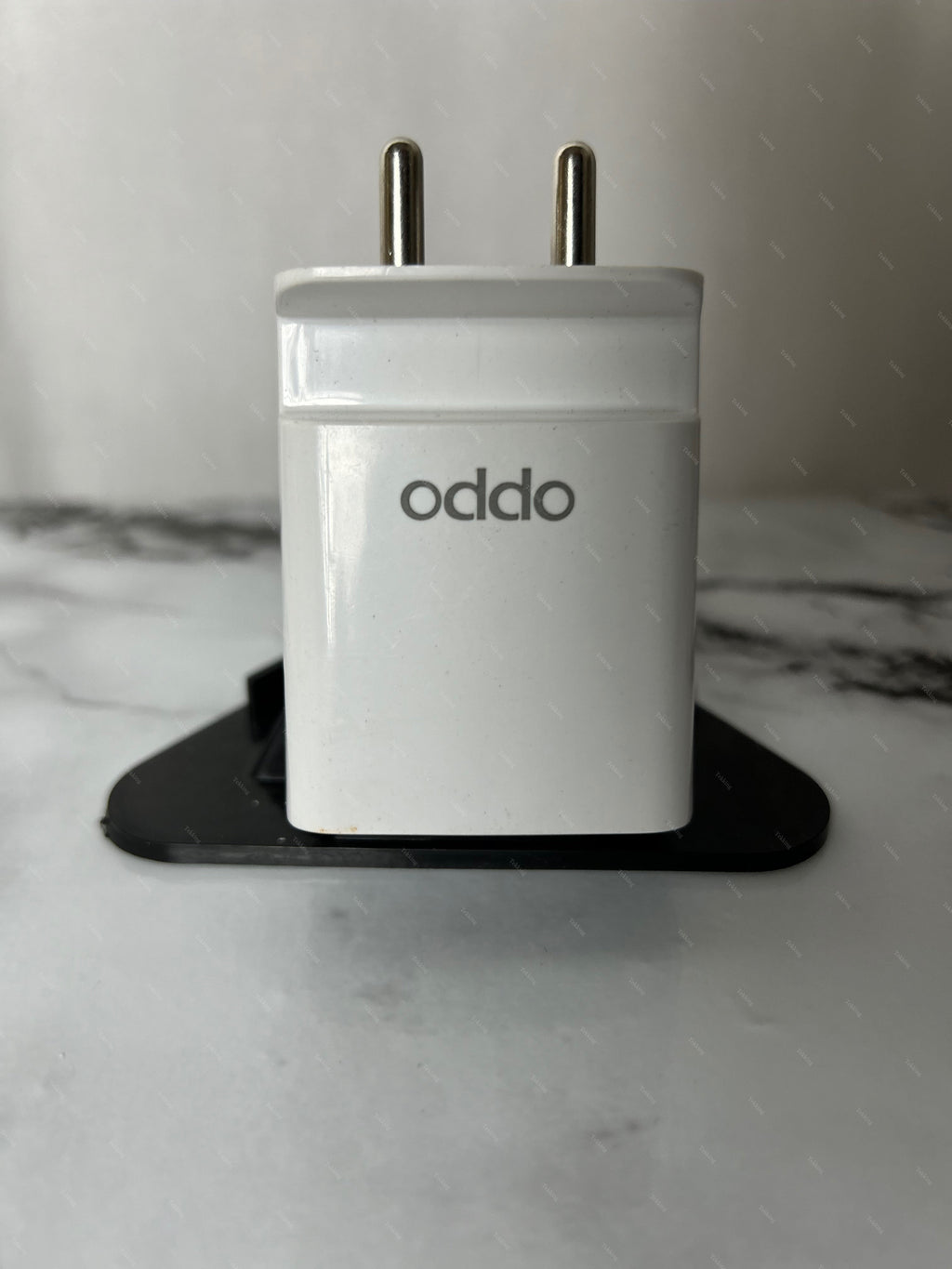 Oppo 30W, Mobile Charger With Stand (C30W)